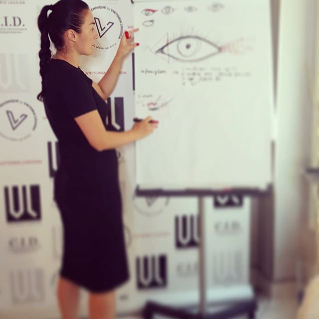 viktoria-logoida-corso-base-21